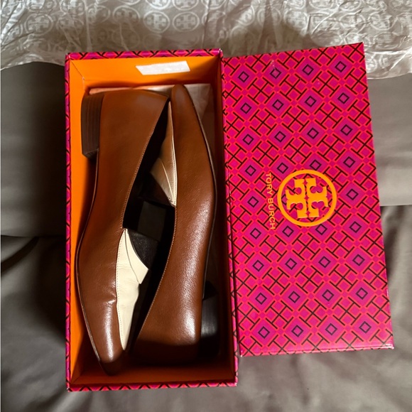 Tory Burch Color Block Envelope Loafer - Picture 11 of 12